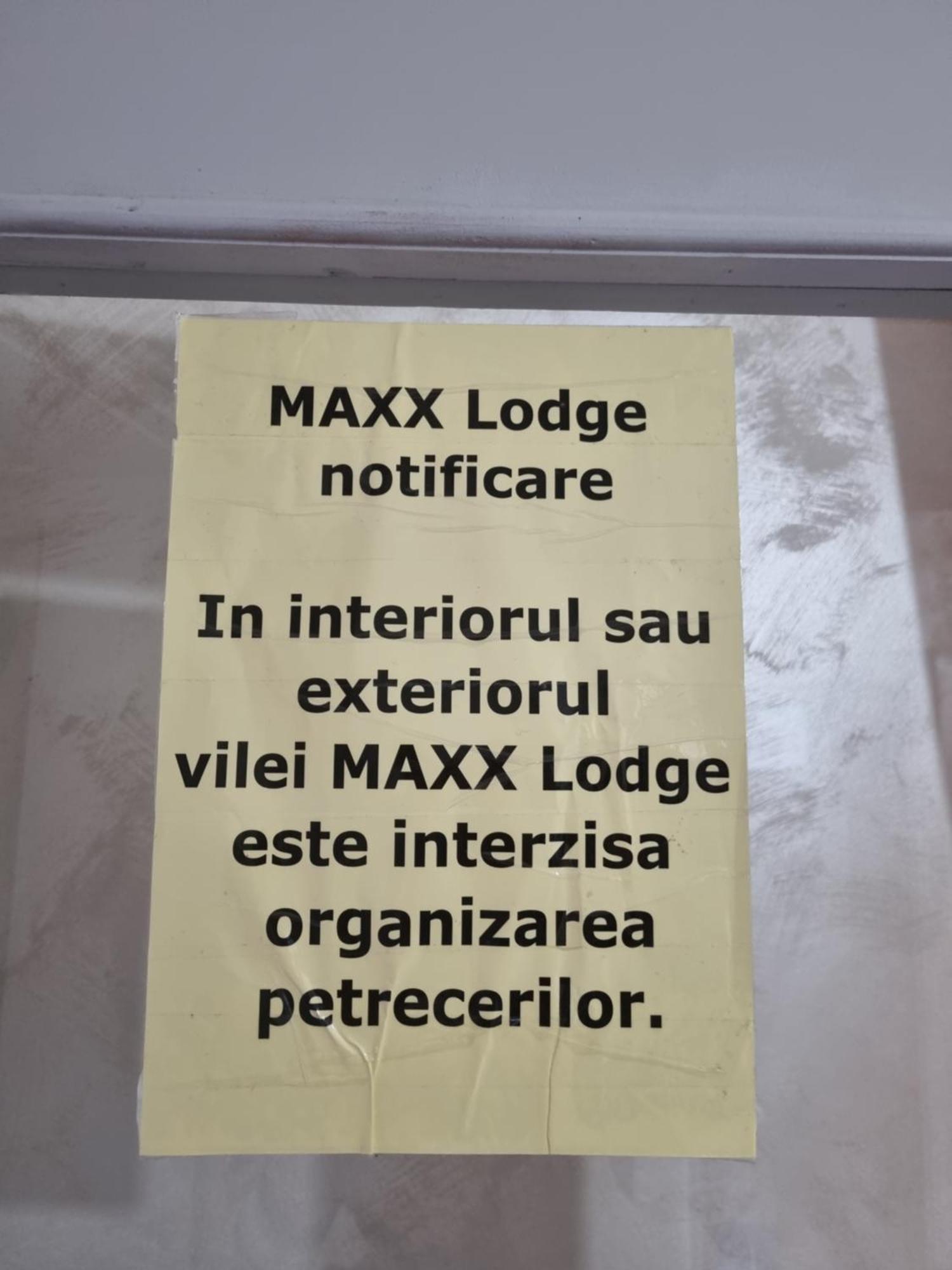 Maxx Lodge Bacău エクステリア 写真