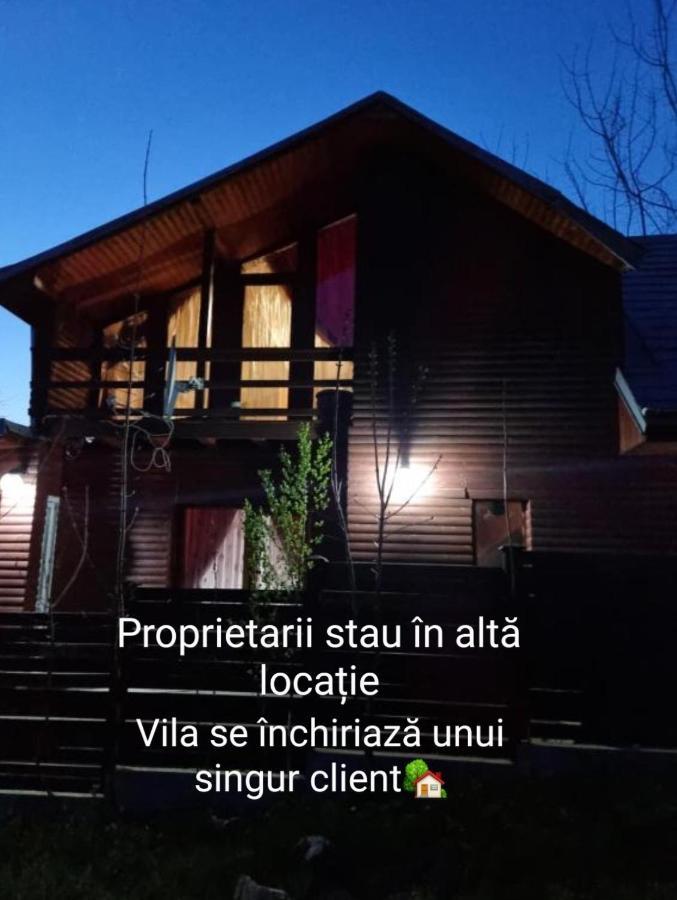 Maxx Lodge Bacău エクステリア 写真