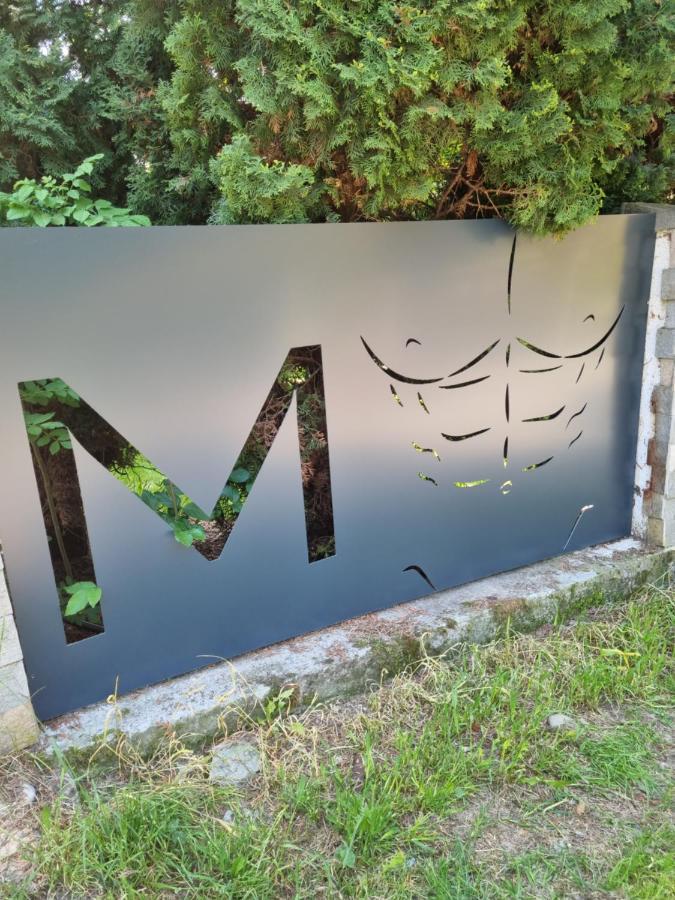 Maxx Lodge Bacău エクステリア 写真
