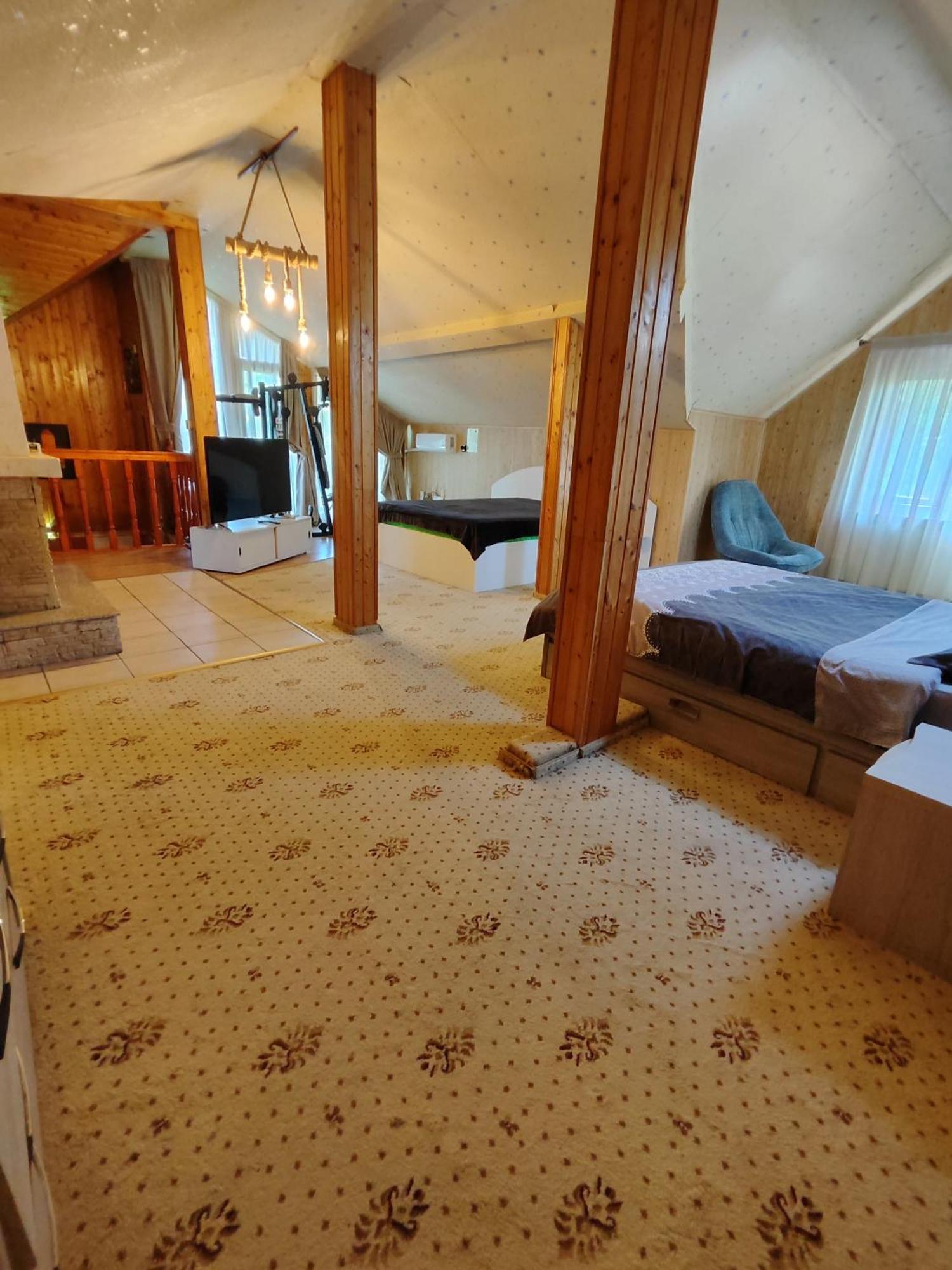 Maxx Lodge Bacău エクステリア 写真
